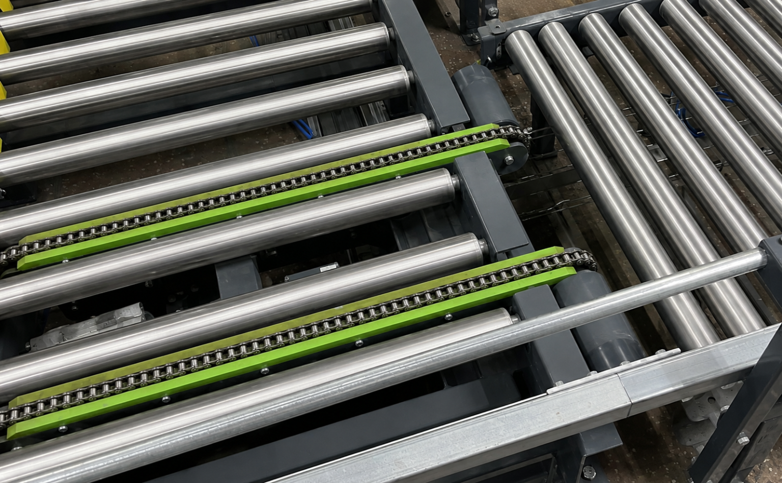 Conveyor transfer