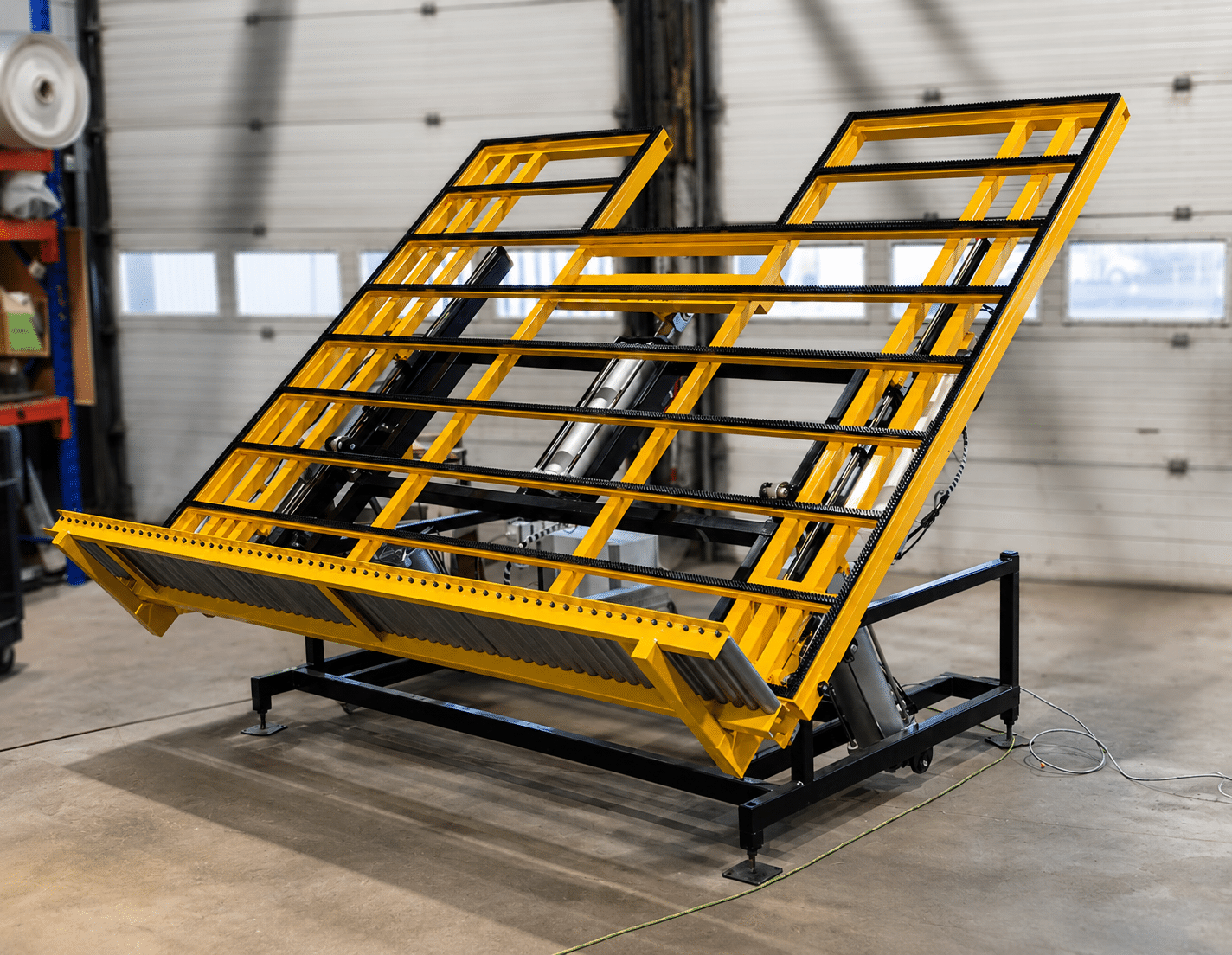 Specialized machine (tilt table)